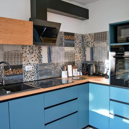 Stunning New Apartment In Centre Of Buzet Esterno foto
